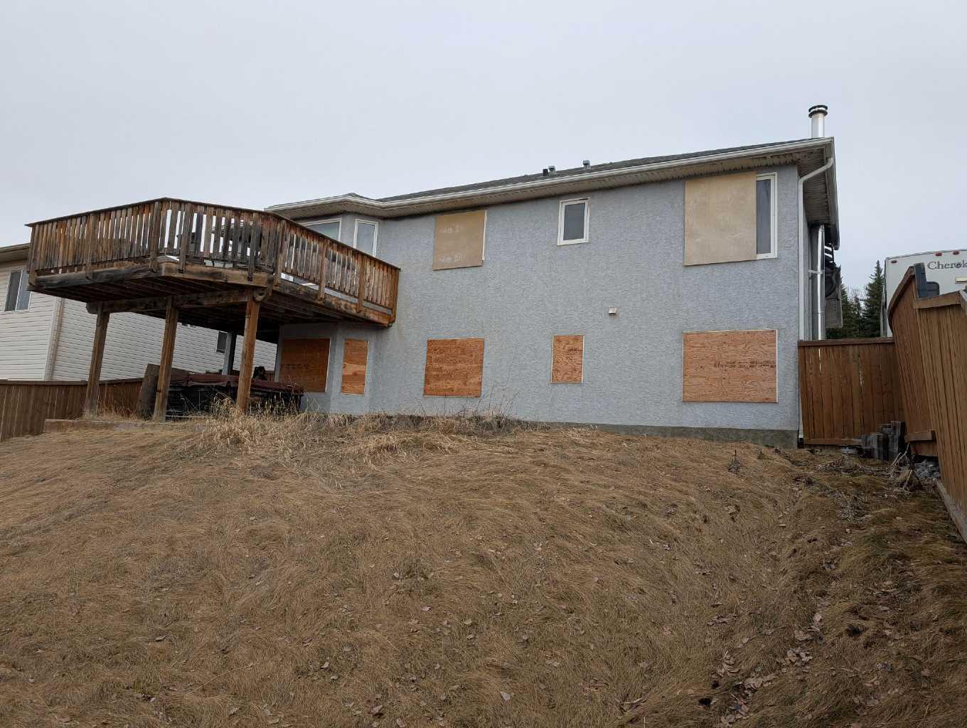Property Photo: 316 Tocher Avenue AB T7V 2E1