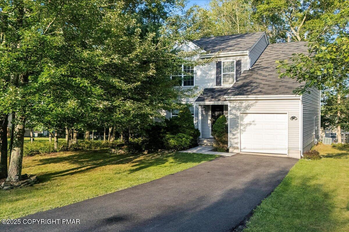 Property Photo:  223 Kensington Drive  PA 18324 