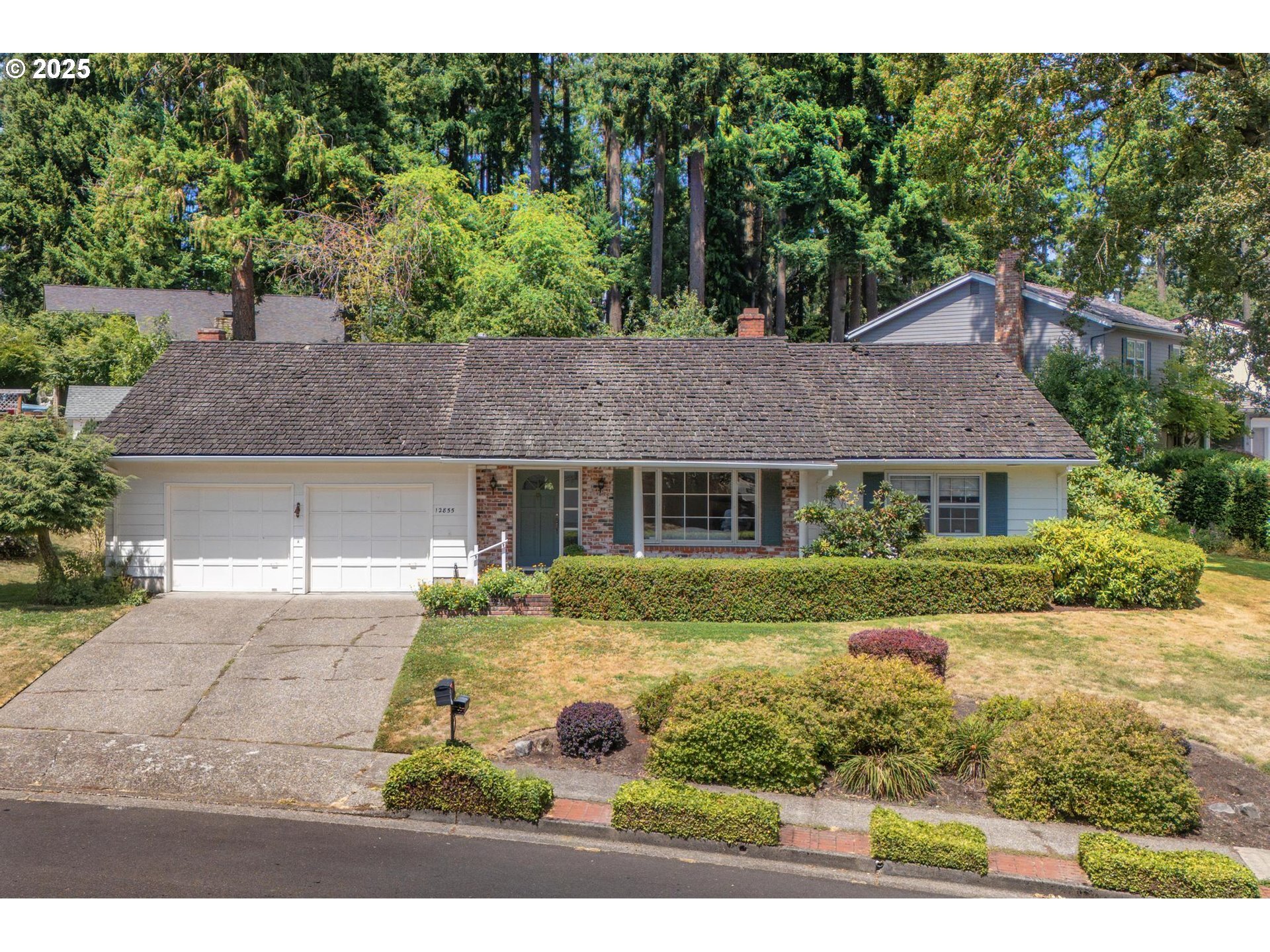 Property Photo: 12855 SW Glenn Dr OR 97008