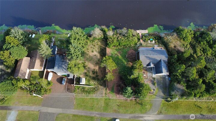 Property Photo:  508  Point Brown Avenue NE  WA 98569 