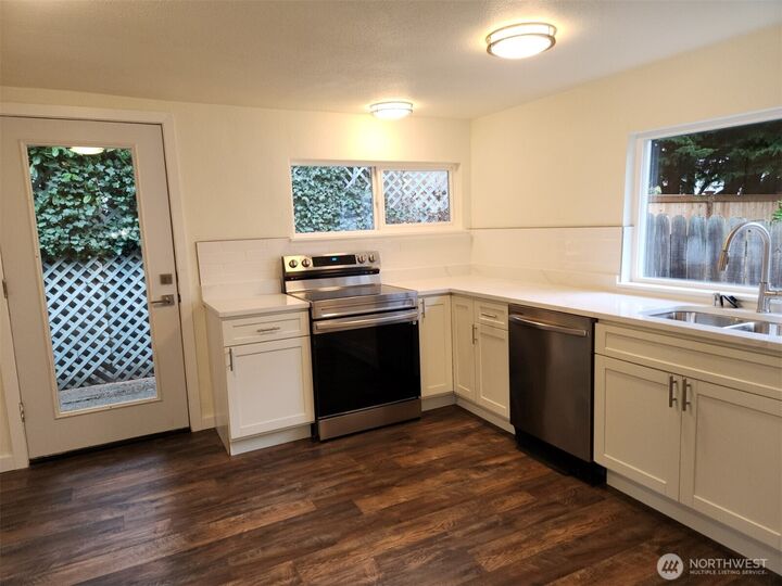 Property Photo: 2040 NW 196th Street WA 98177