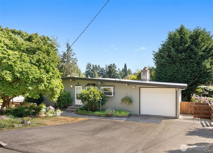 Property Photo: 16205 SE 7th Street WA 98008