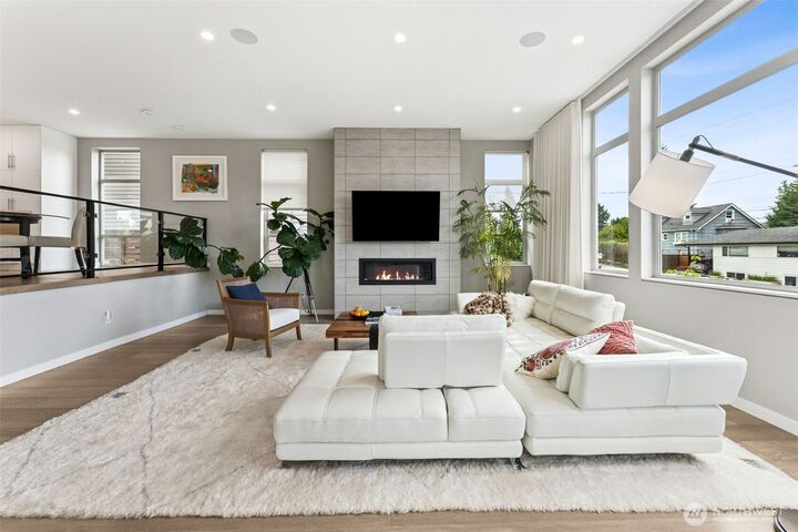Property Photo:  9312  45th Avenue SW  WA 98136 