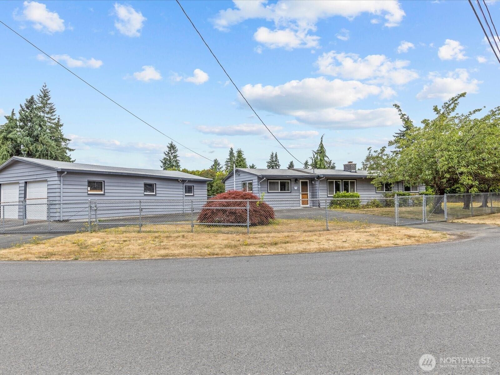Property Photo: 18701 3rd Avenue S WA 98148