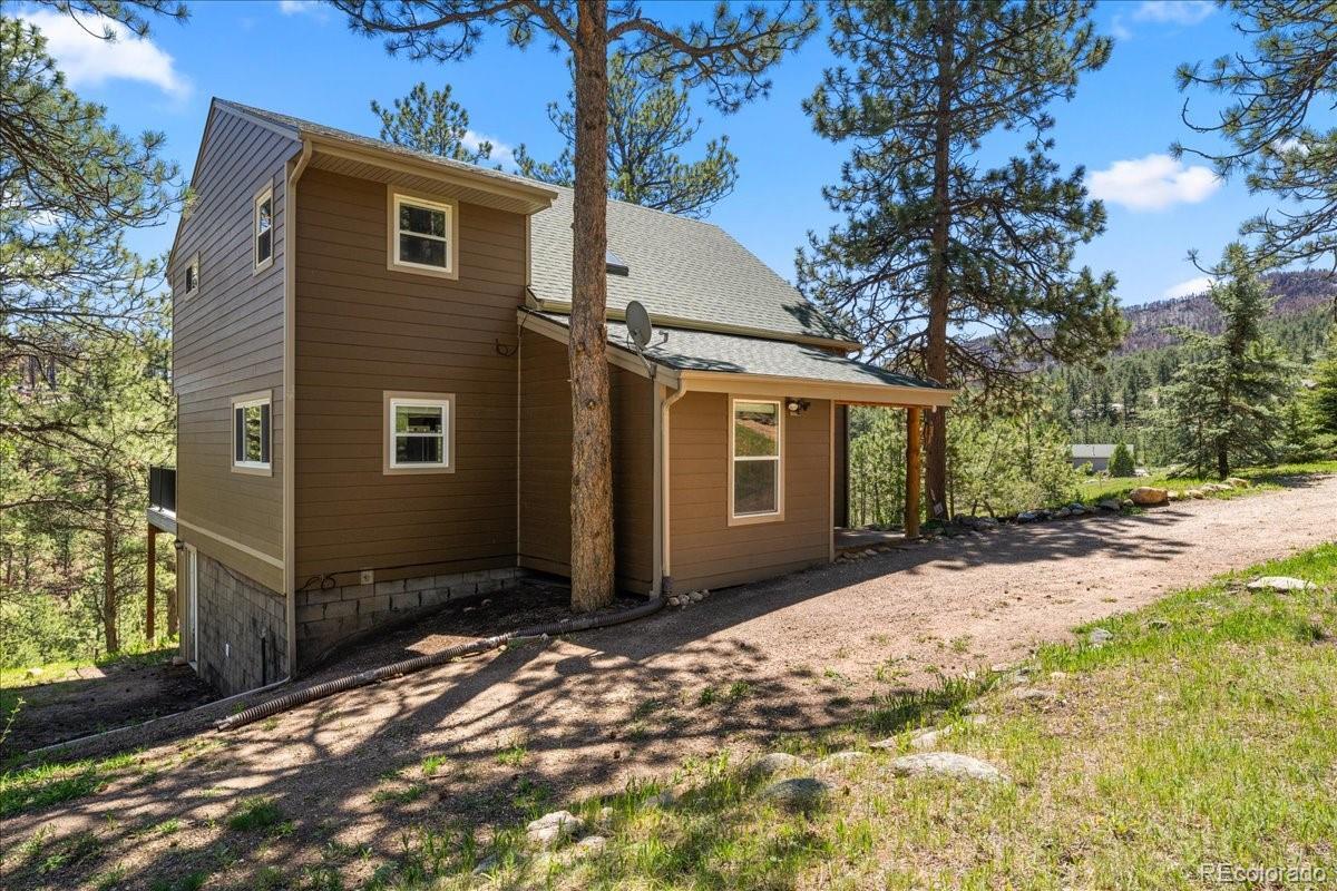 Property Photo:  457 Spruce Mountain Drive  CO 80515 