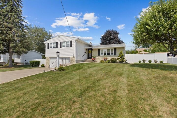 Property Photo:  17 Belvedere Street  RI 02919 