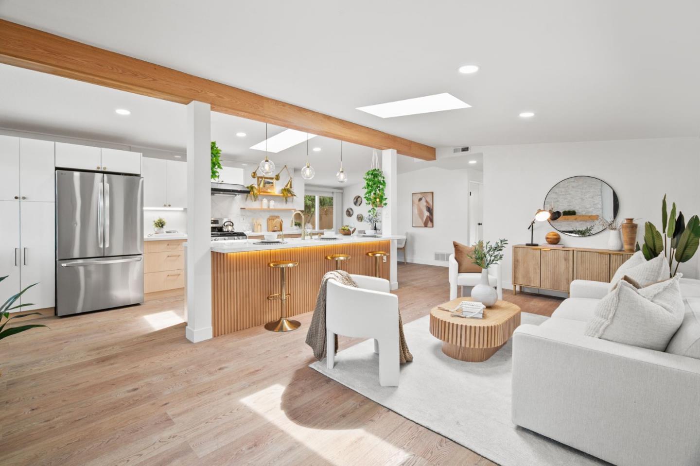 Property Photo:  850 Las Palmas Drive  CA 95051 