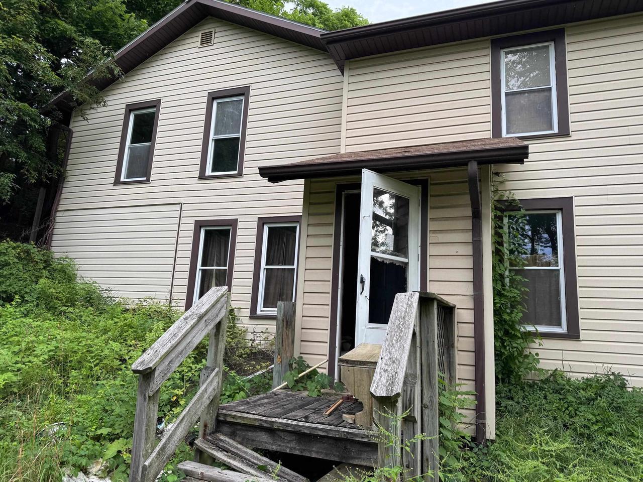 Property Photo: 1803 Rockport Road WI 53548