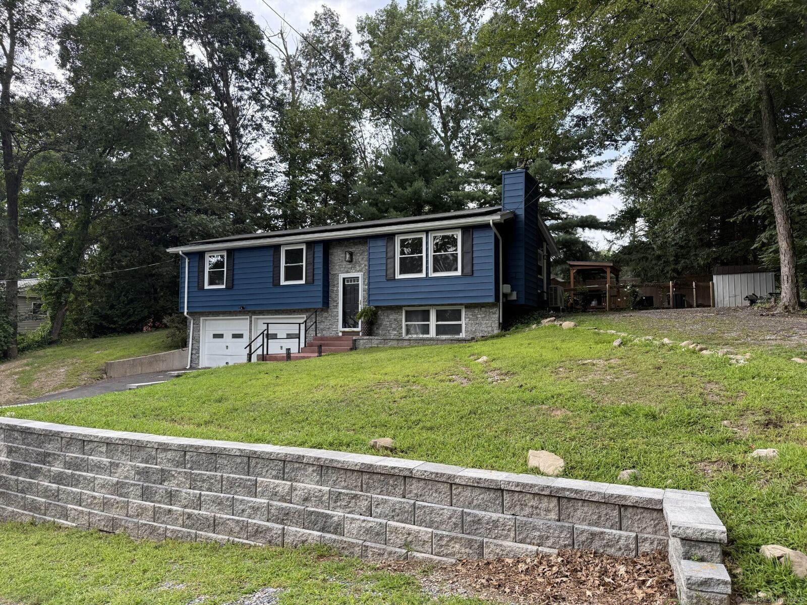 Property Photo:  15 Birch Road  CT 06019 