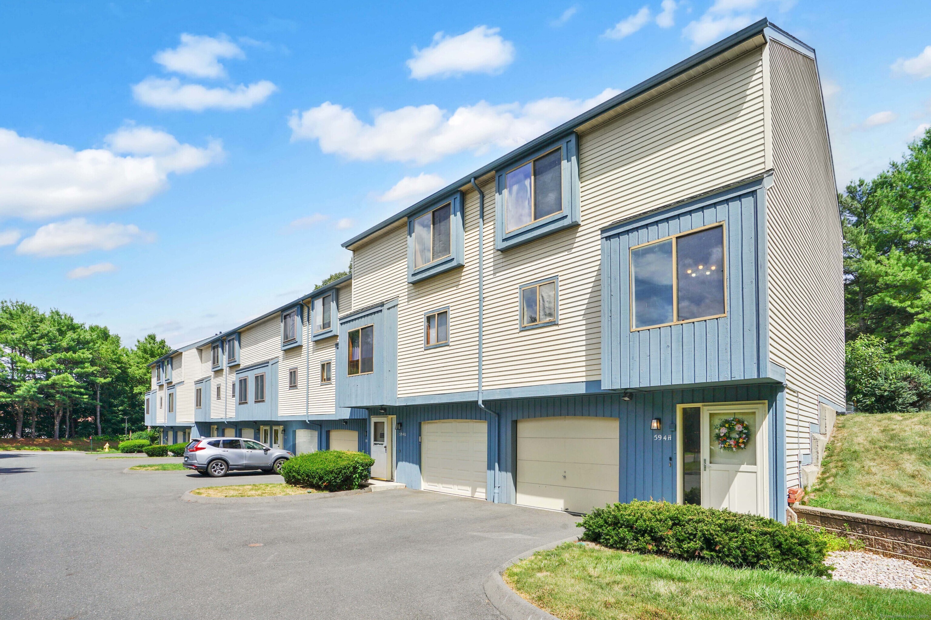 Property Photo: 594 East Center Street H CT 06040