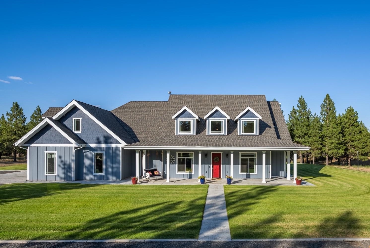 Property Photo: 1 S Fairchild St WA 99022