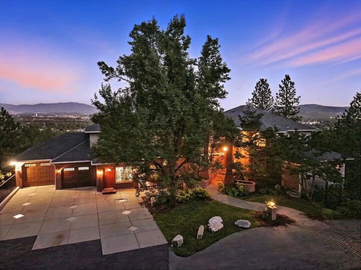 Property Photo: 5312 N Vista Ct WA 99212
