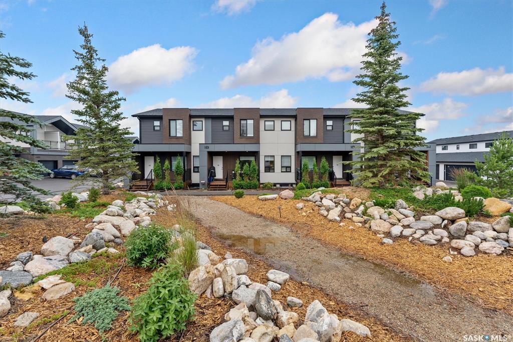Property Photo:  619 Evergreen Boulevard 18  SK S7W 0Y3 