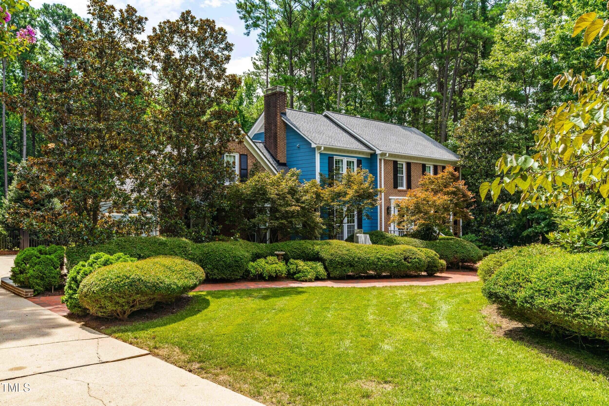 Property Photo: 10520 Leafwood Place NC 27613