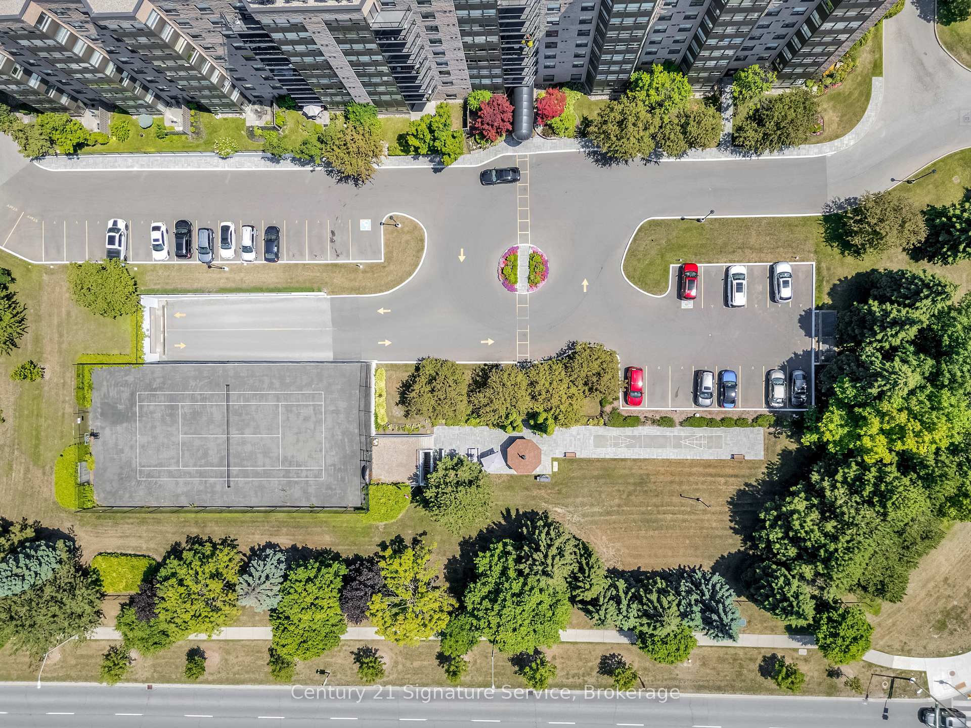 Photo de la propriété:  2 Raymerville Drive 814  ON L3P 7N7 