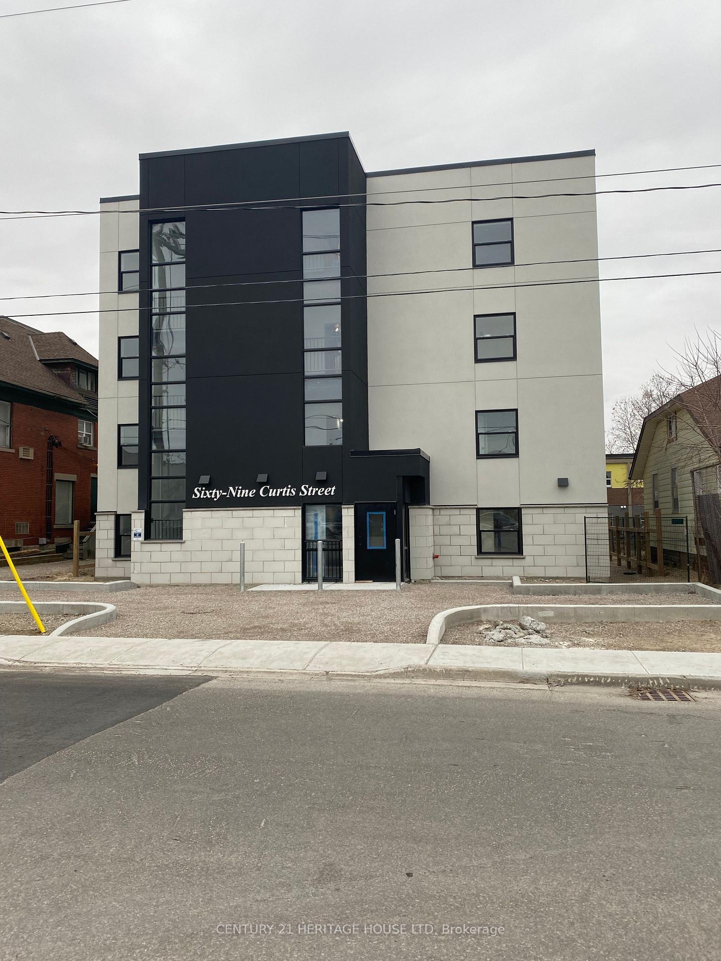 Photo de la propriété:  69 Curtis Street E 304  ON N5P 1H9 