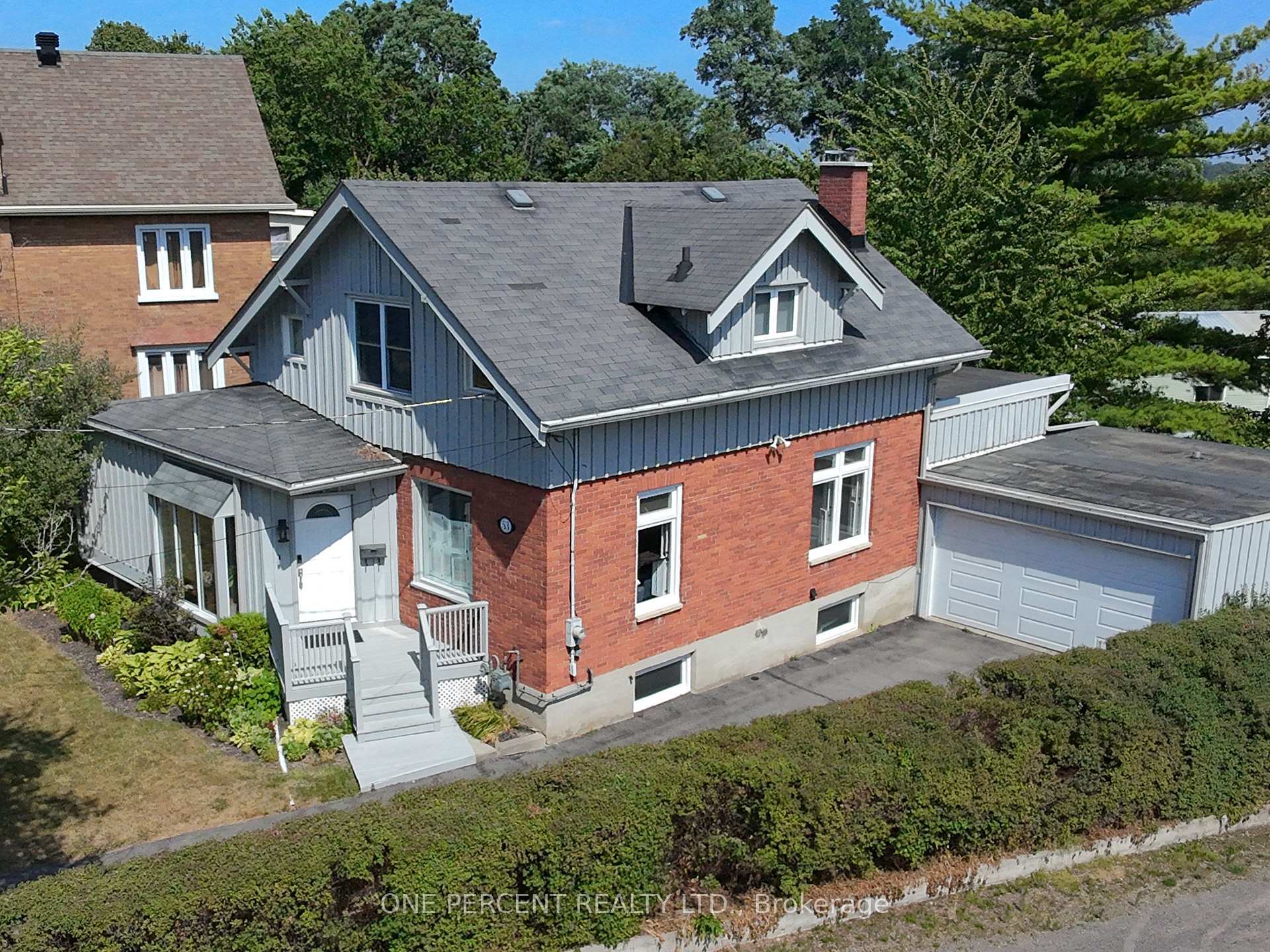 53 Highland Avenue  Belleville ON K8P 3R2 photo