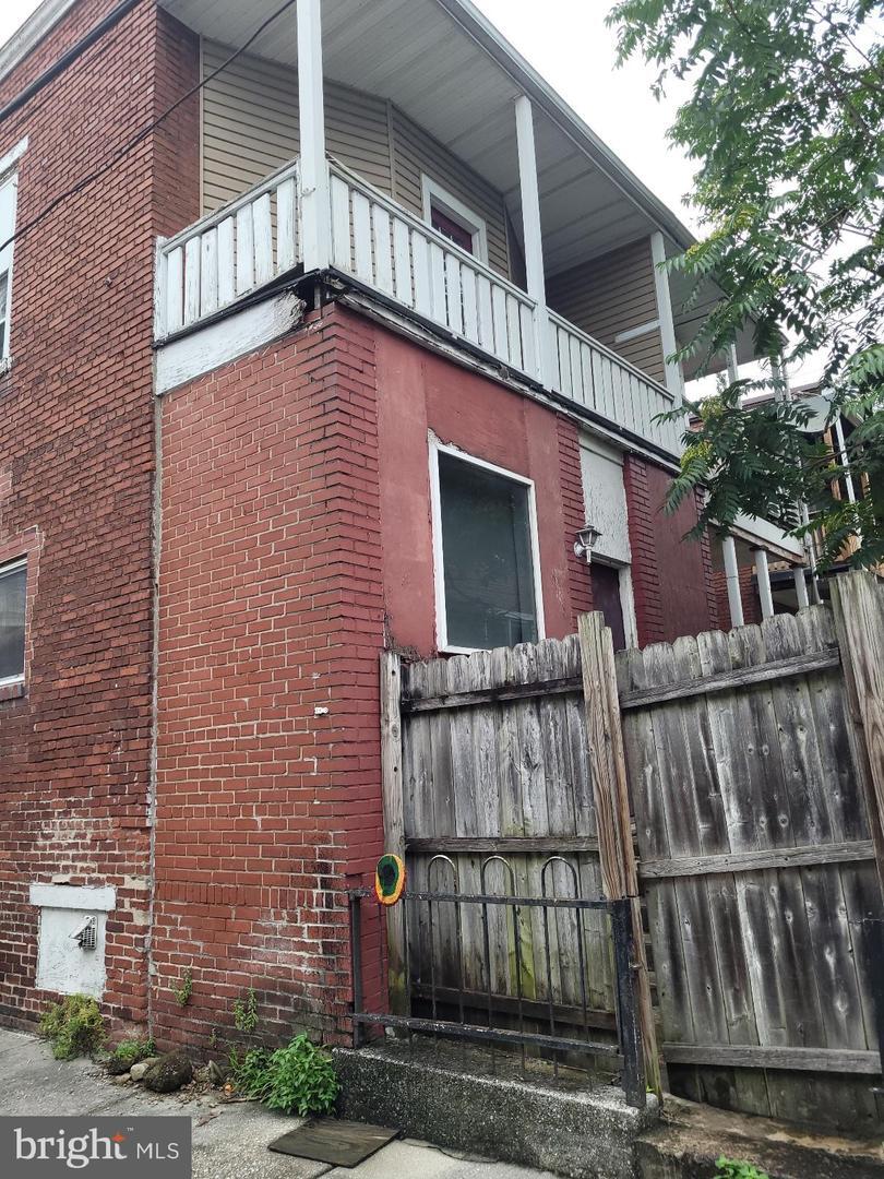Property Photo: 261 Peffer Street PA 17102