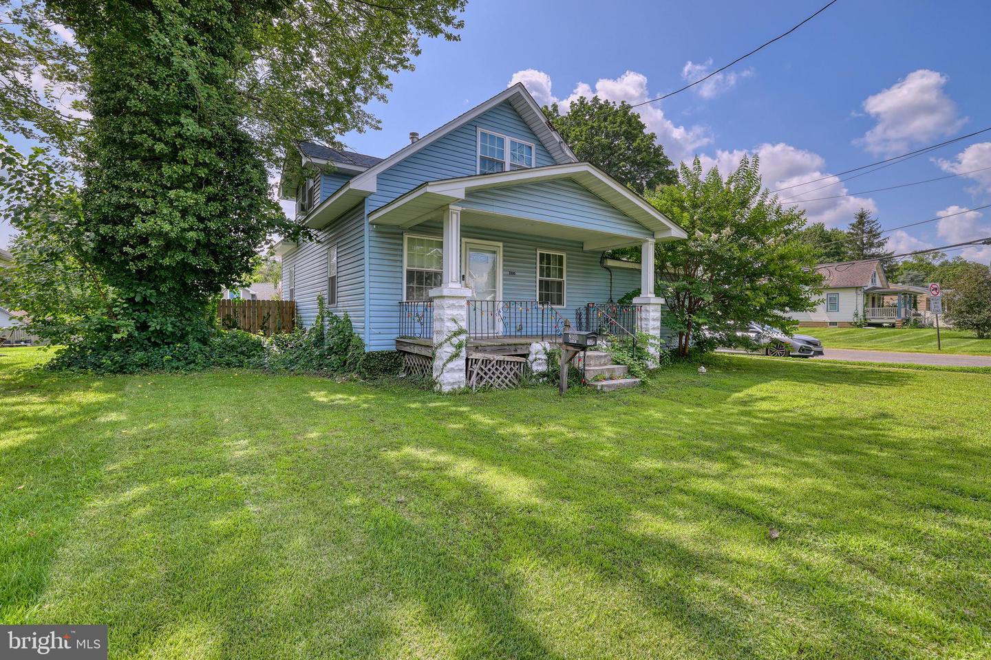 Property Photo:  2800 New Falls Road  PA 19056 