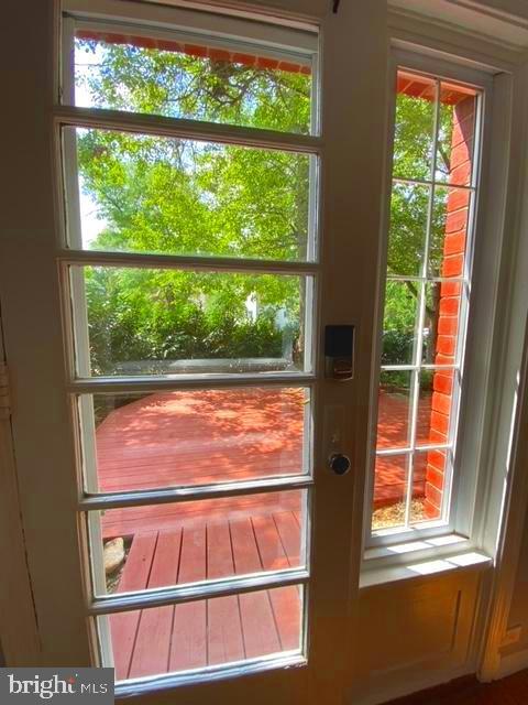 Property Photo:  3325 Valley Drive  VA 22302 