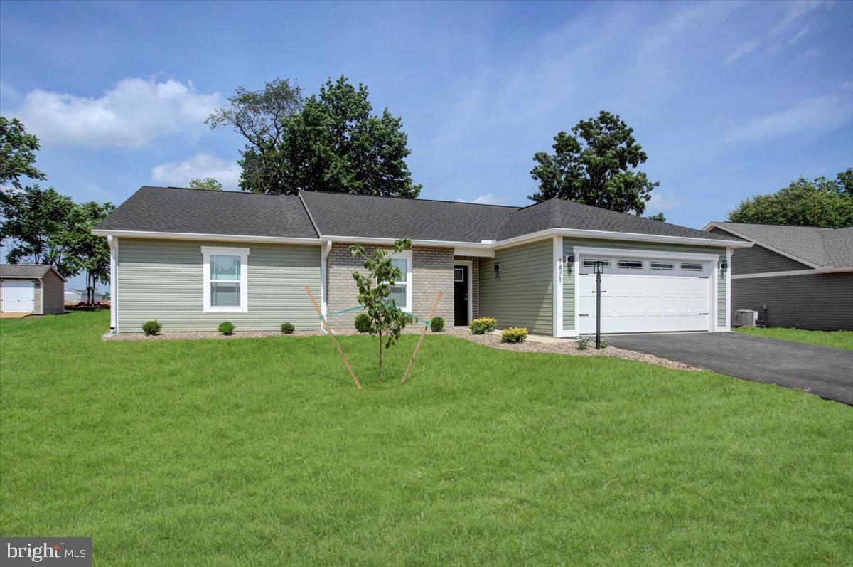 Property Photo: 1471 Treeline Drive PA 17202