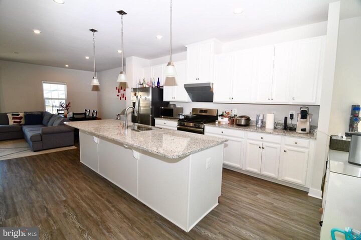 Property Photo:  615 Judy Way  DE 19713 