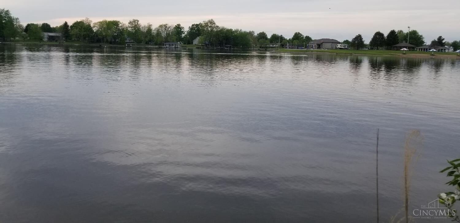 Property Photo: 20 W Mohican Cove OH 45171