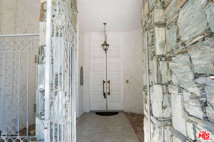 Property Photo: 2078 S Chico Dr CA 92264