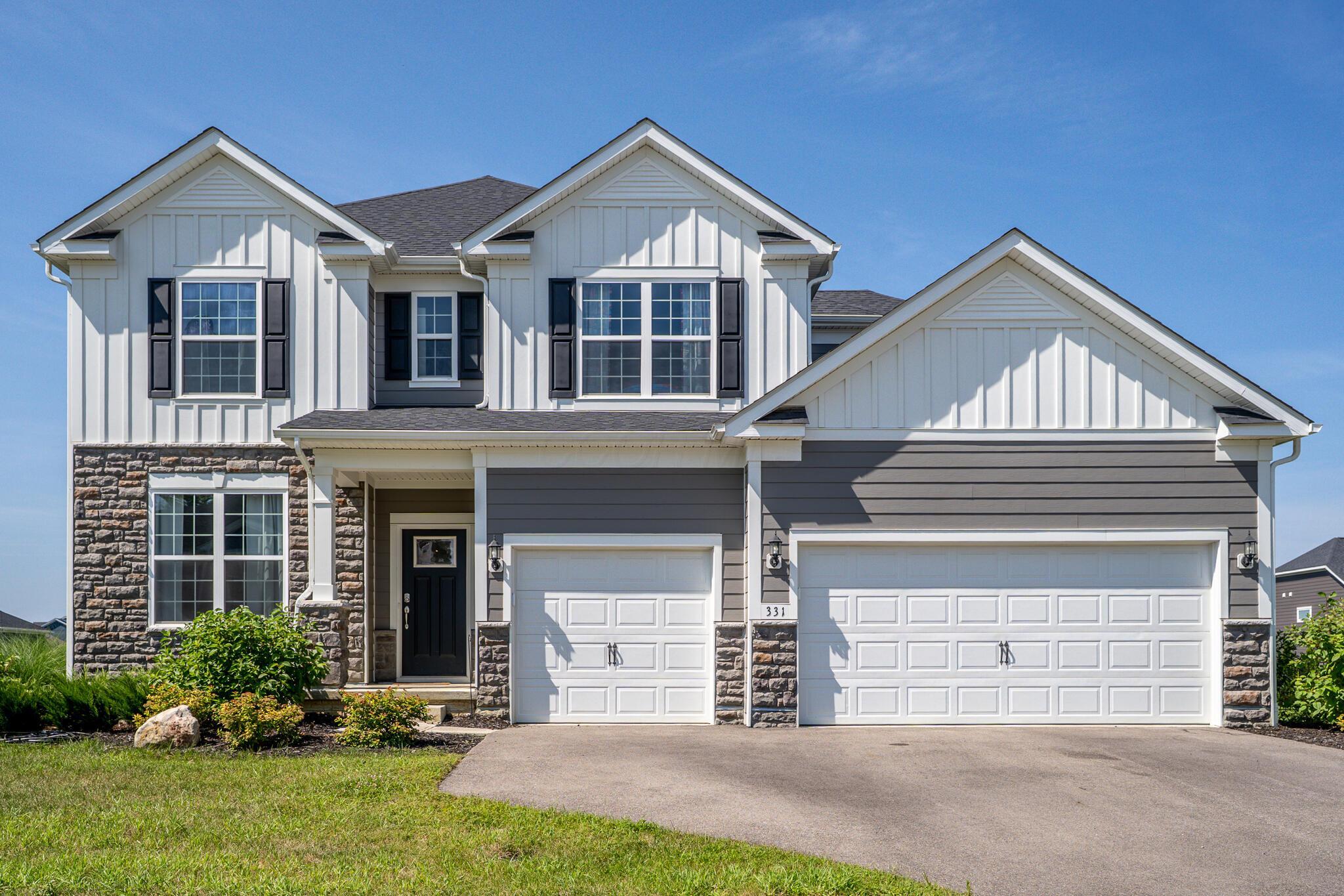 Property Photo: 331 Harvest Walk Lp OH 43015