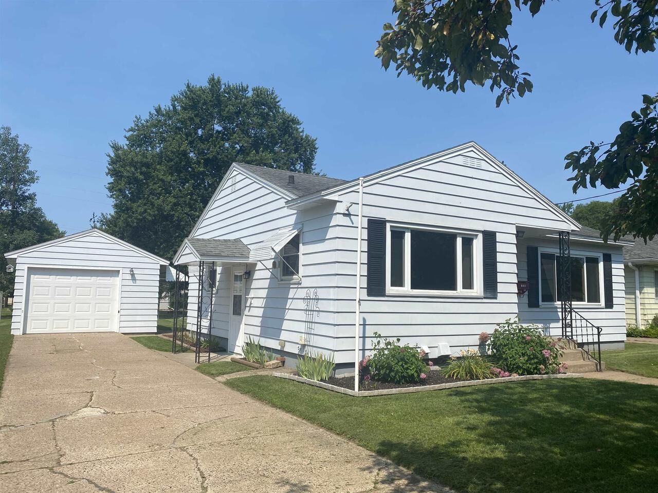 Property Photo:  1528 Pearson Street  WI 54401 
