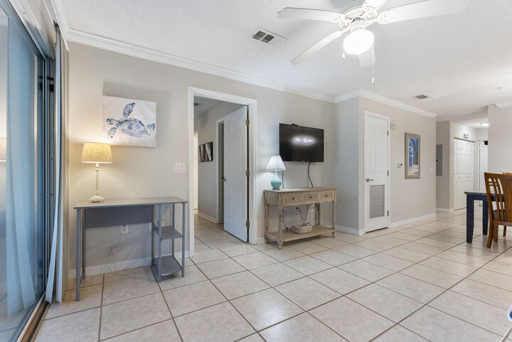 Property Photo:  4270 Calinda Lane 313  FL 32578 
