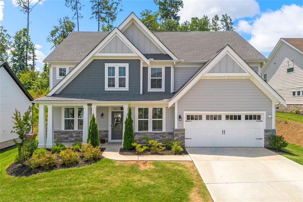 Property Photo: 8145 Brewton Bend GA 30107