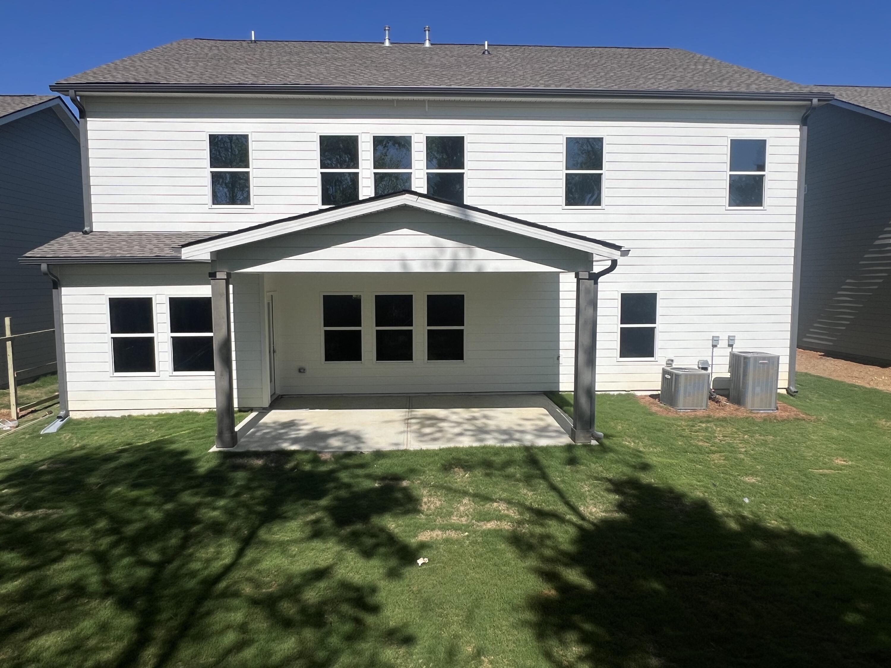 Property Photo: 1596 Firelight Way TN 37363