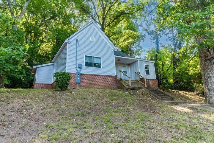 2424 Campbell Street  Chattanooga TN 37406 photo