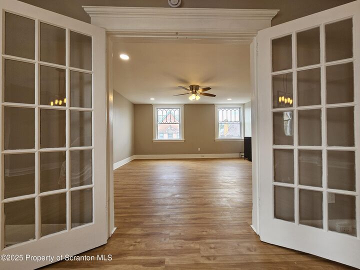 Property Photo: 218 S Franklin Street Fl 3 PA 18701