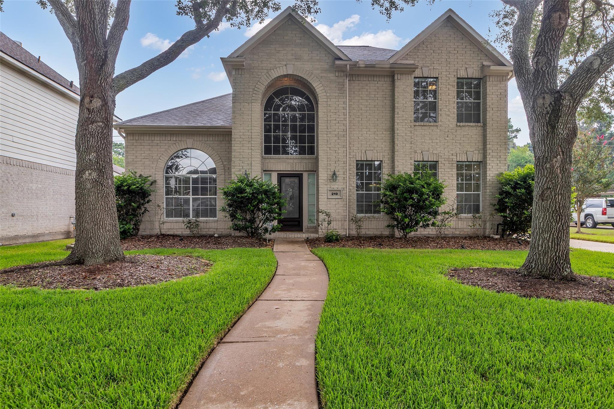 Property Photo: 219 Rustic Oaks Drive TX 77573