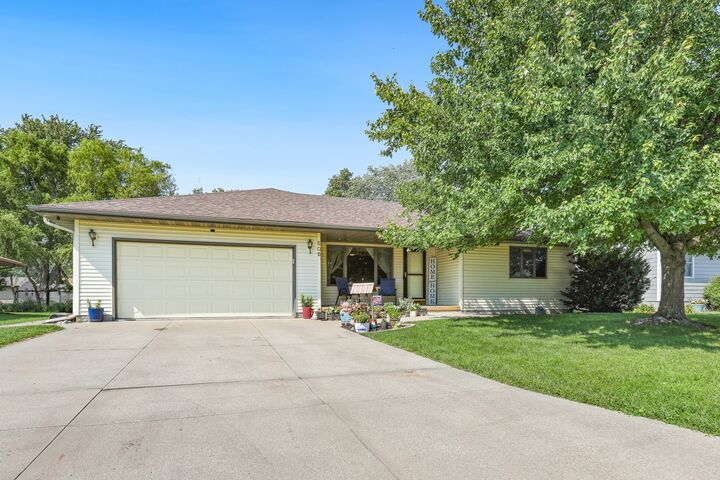 505 W Meadow Drive  Prairie City IA 50228 photo