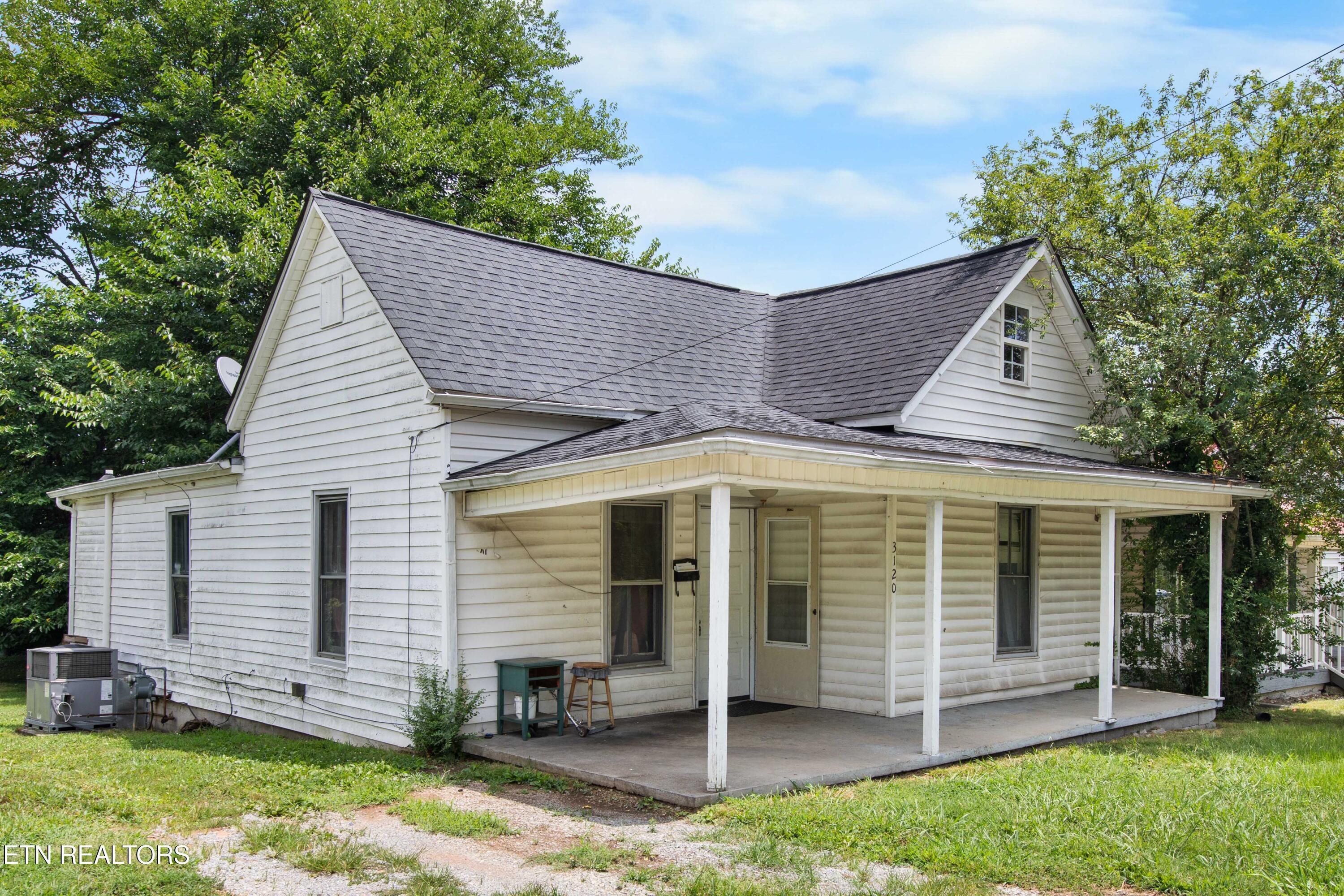 Property Photo: 3120 Galbraith St TN 37921