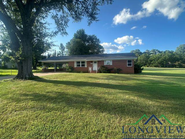 Property Photo: 577 E Hwy 84 TX 75681