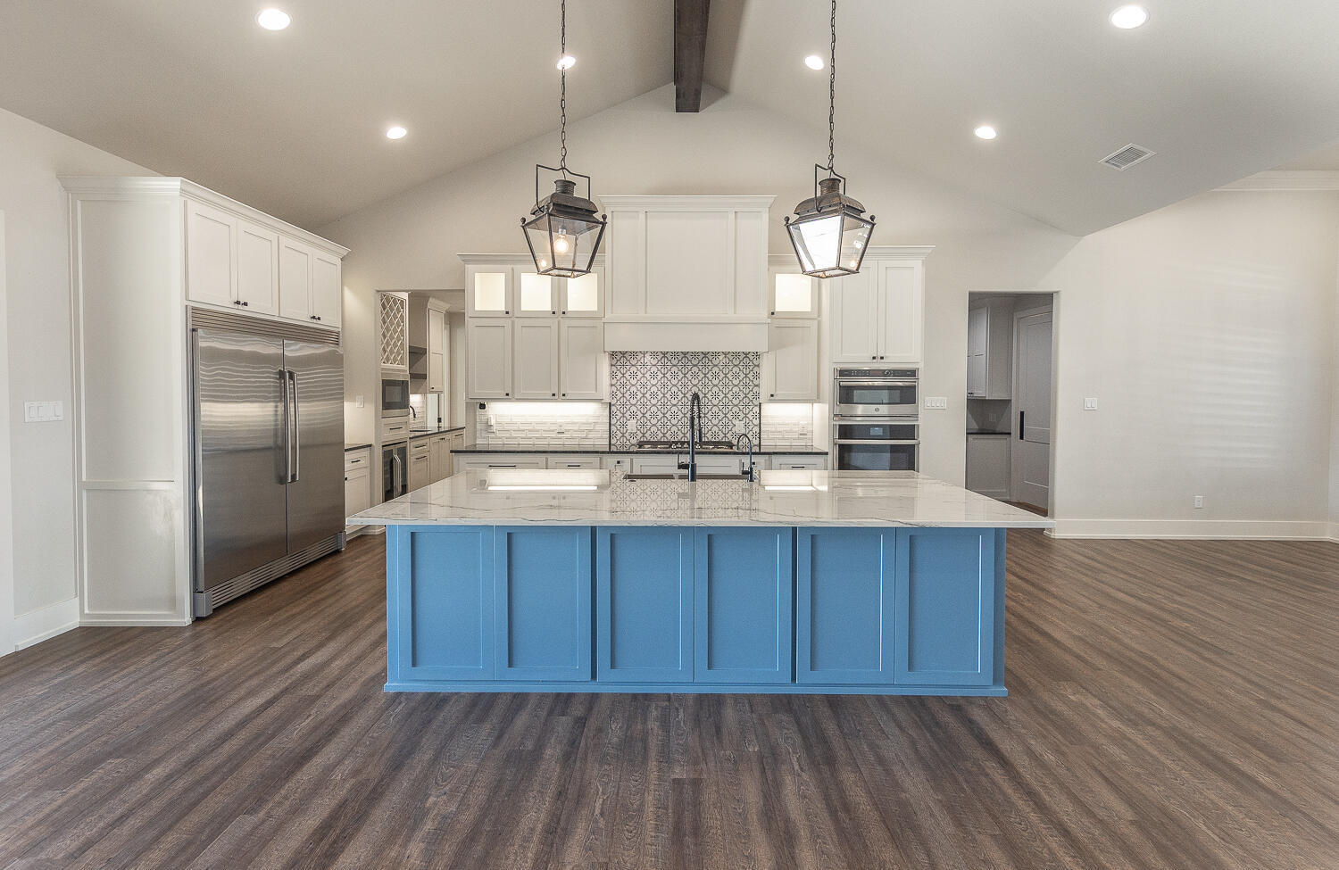 Property Photo: 10713 Huron Avenue TX 79424