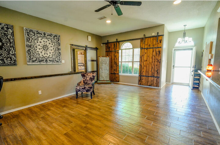 Property Photo: 603 15th Street TX 79363