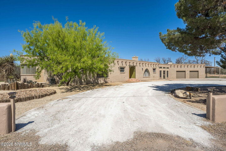 Property Photo:  1032 Carver Road  NM 88005 