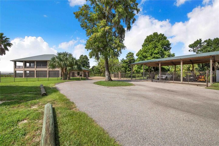 Property Photo:  6437 Cherry Pocket Lane  FL 33898 