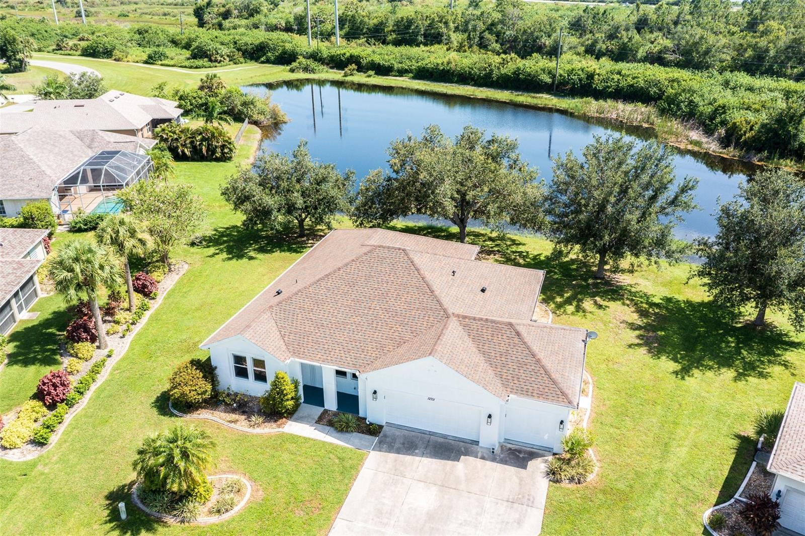 Property Photo: 12711 SW Pembroke Circle S FL 34269