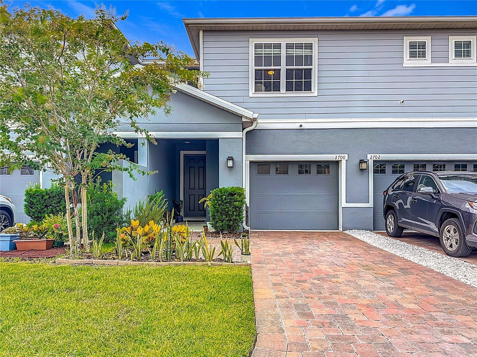 Property Photo:  2700 Pleasant Cypress Circle  FL 34741 