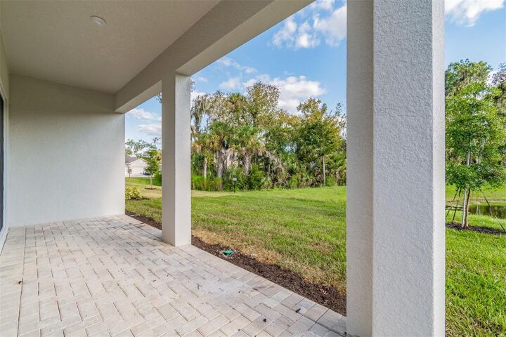 Property Photo:  9872 Last Light Glen  FL 34219 