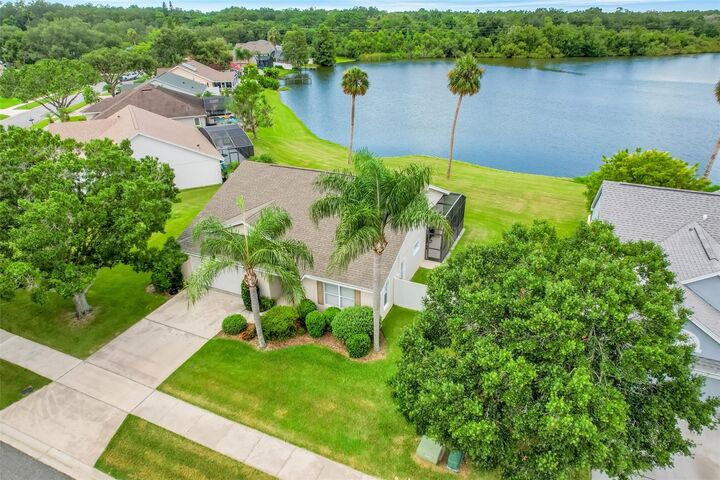 Property Photo:  1019 Bj Brandy Cove  FL 34787 