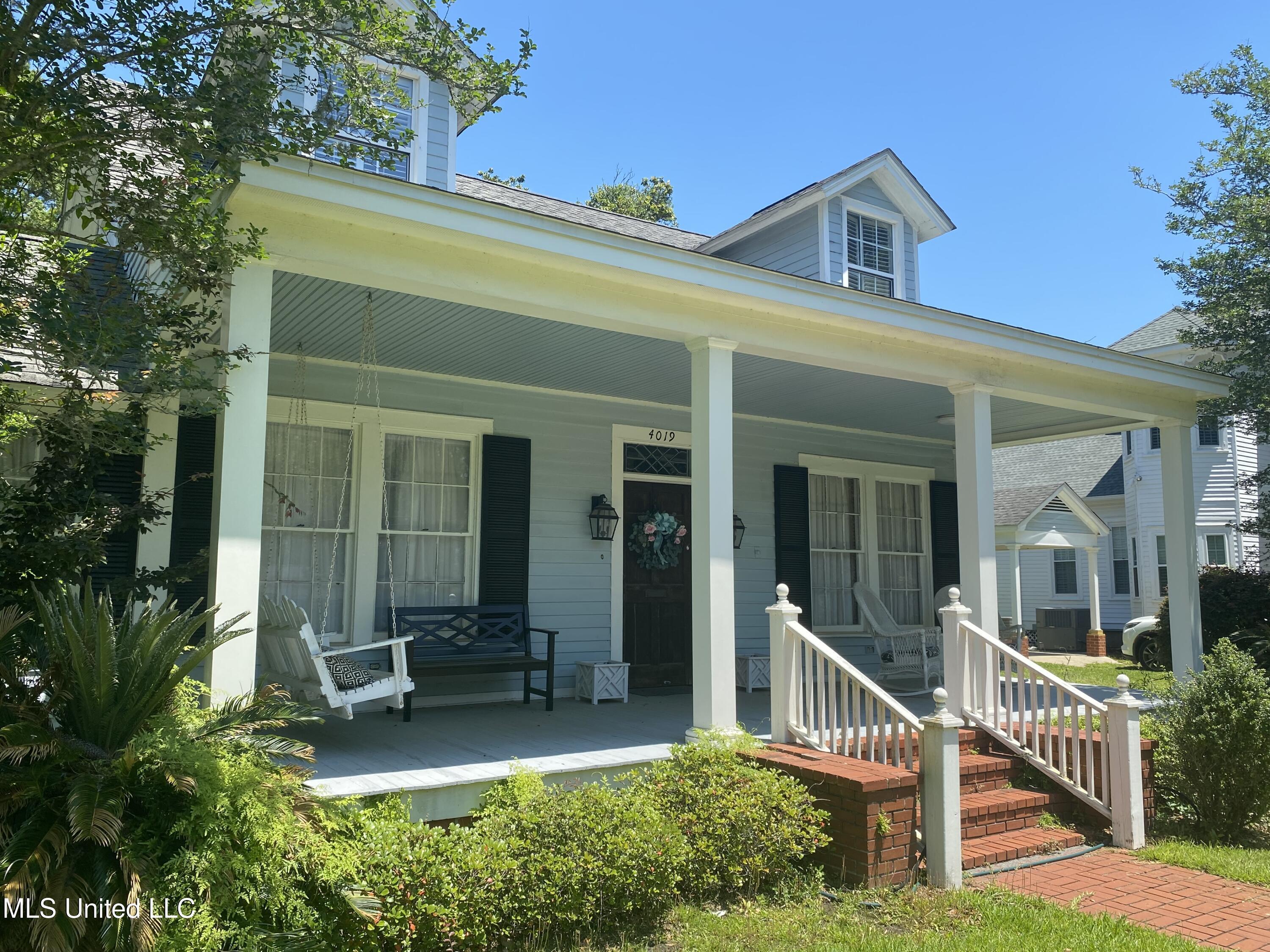 Property Photo:  4019 Bellview Avenue  MS 39563 
