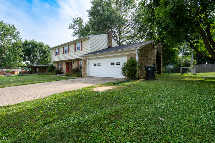 Property Photo: 3022 Santiago Drive IN 46143