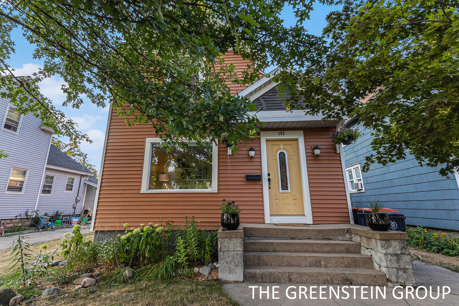 Property Photo:  193 W 18th Street  MI 49423 
